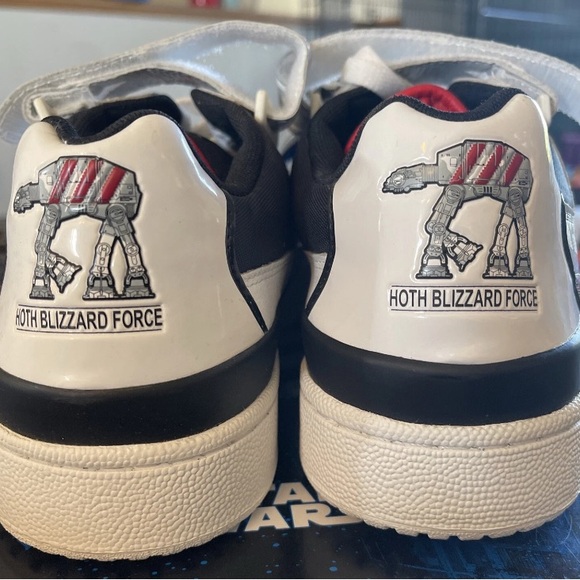 Rare Adidas Star Wars size 12 - Picture 6 of 7